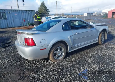 2002 Ford Mustang from USA, damaged, VIN 1FAFP40432F228774